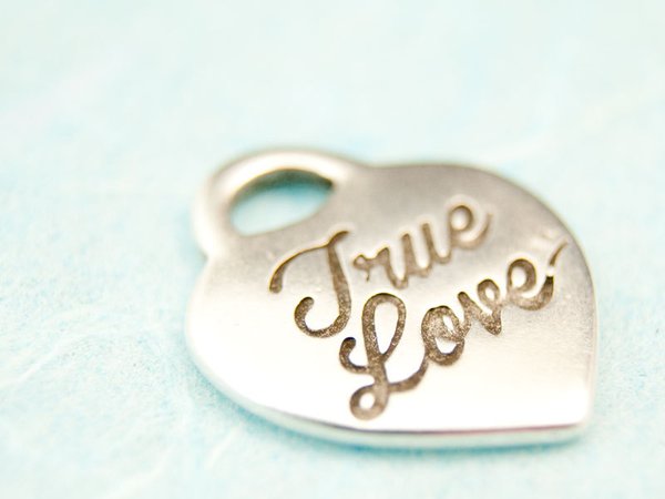 Herz Anhänger "True love" 20x23mm Farbvarianten