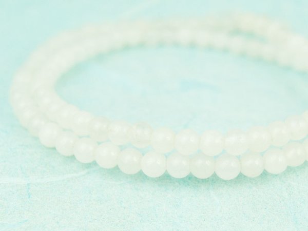 10x Jade Perlen rund 4mm weiß semitransparent #4413