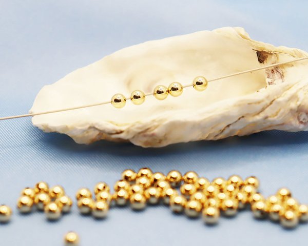 750/-  GELBGOLD Perlen rund, hohl, 4mm
