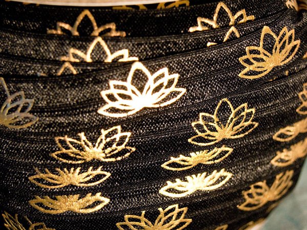 1m Hairties elastisches Band 15mm breit Lotus schwarz #6000